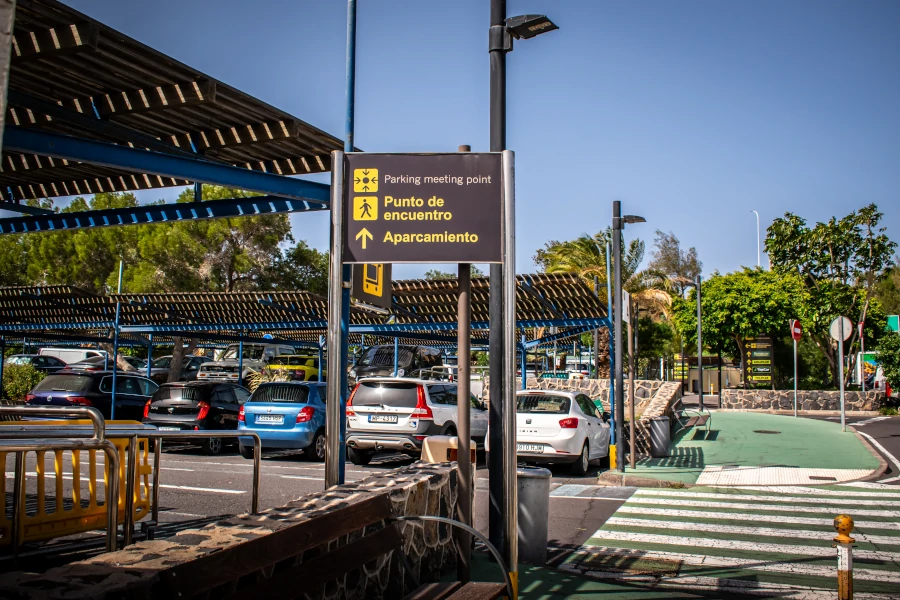 Parking 2 Aeropuerto de Tenerife Sur