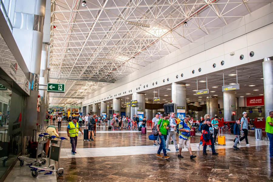 Terminal In 1 Aeropuerto de Tenerife Sur